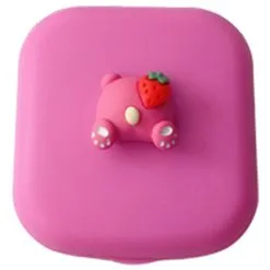 UNIQSO Lens Case - Huggin's Bear -Spirit Halloween Store Screenshot 20210615 150954